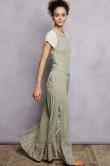Floral Pattern Ruffle Detail Ribbed Knit Pants: PALE PINK / M