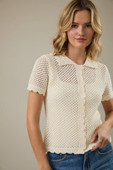COLLARED BUTTON DOWN SHORT SLEEVE CROCHET TOP: White / S