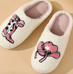 Cowgirl Chic Slippers: Women's 7-8